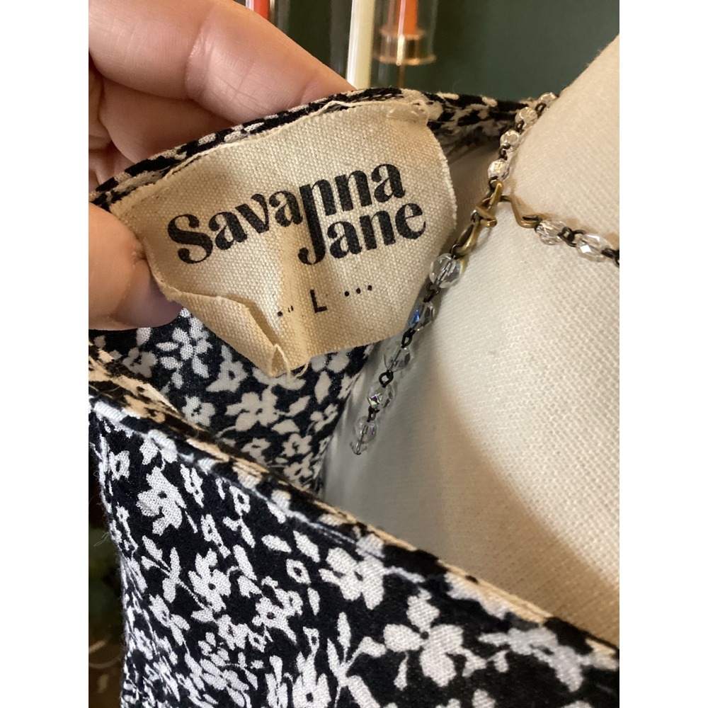 Savanna Jane Embroidered Floral Boho Blouse Black White Rayon Top Large 18637 - Picture 4 of 5